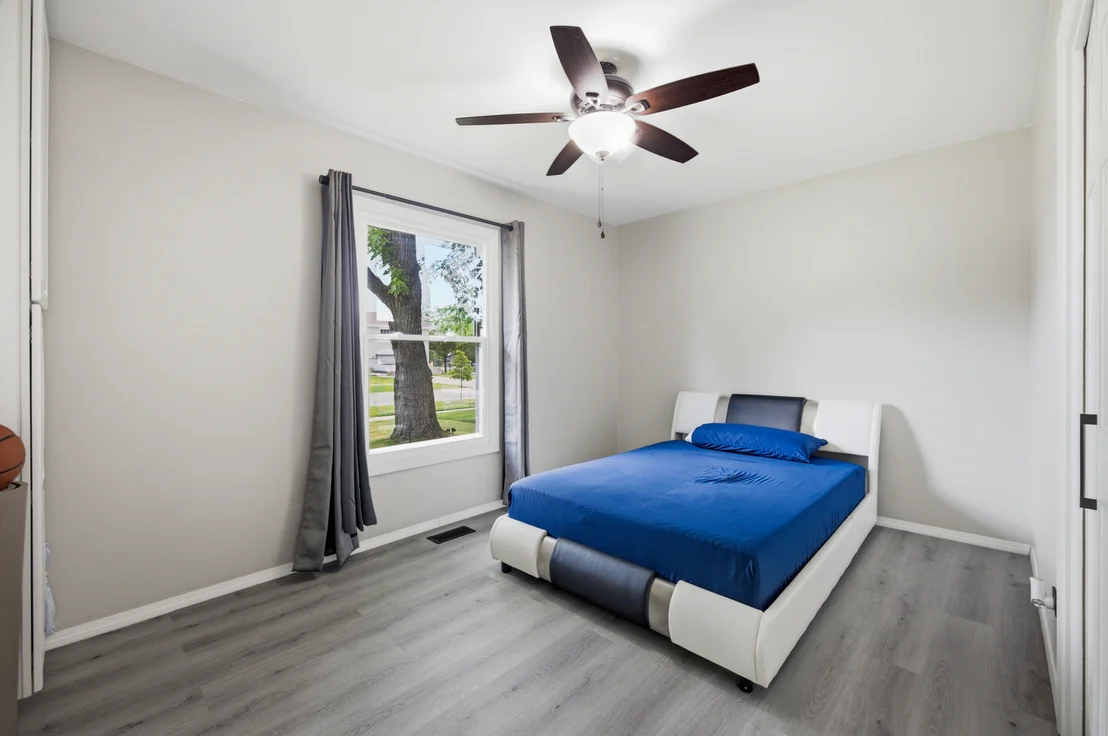 Photo of 1470 Devonshire Lane