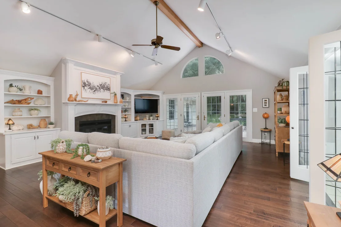 Photo of 1701 Sweetbriar Drive