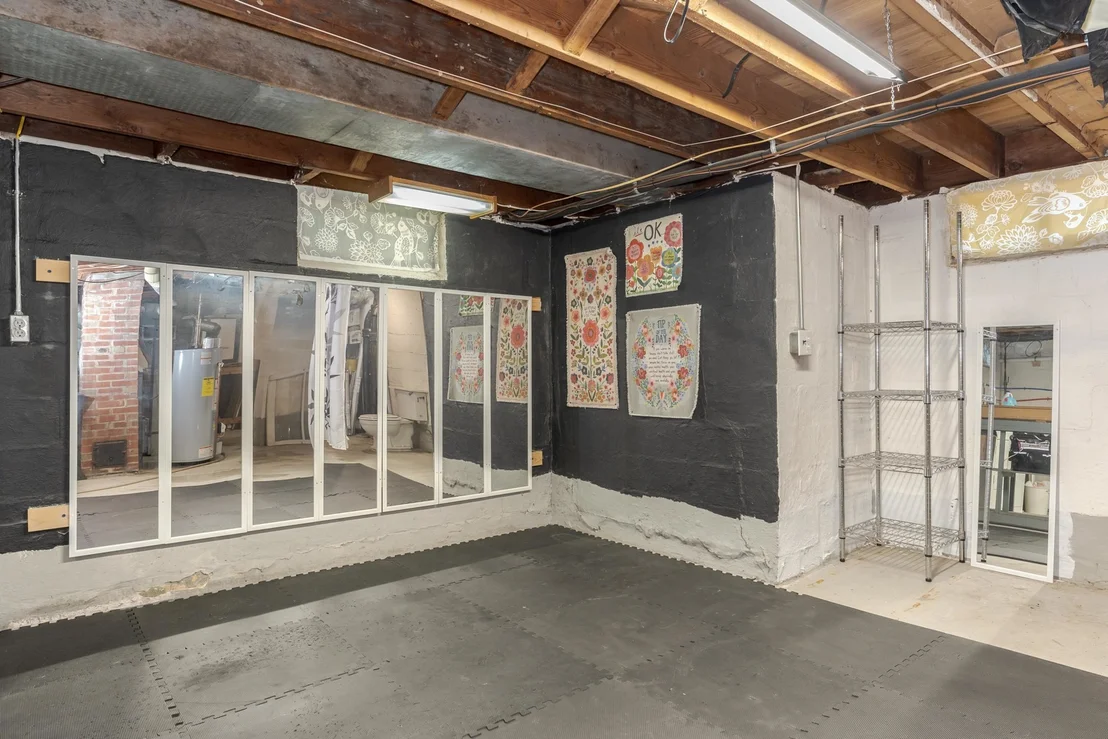 Photo of 821 Normal Avenue