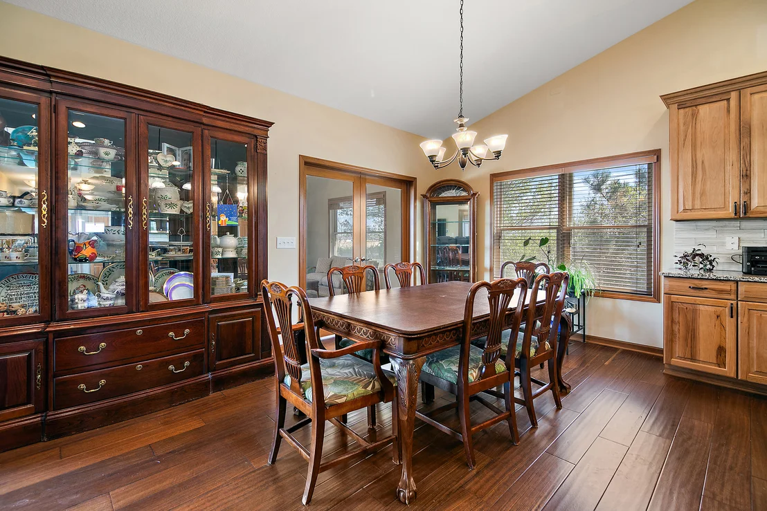 Photo of 6011 Park View Drive