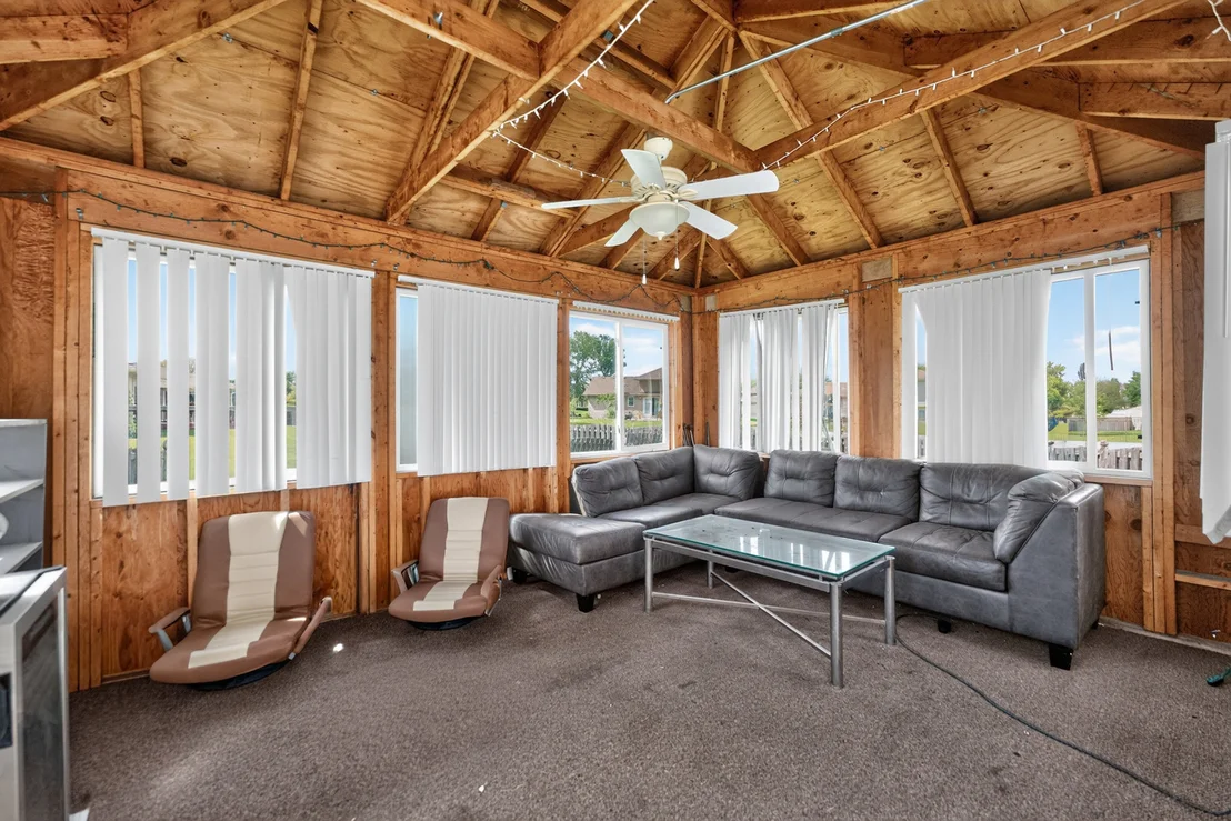 Photo of 7622 W Lakeside Drive