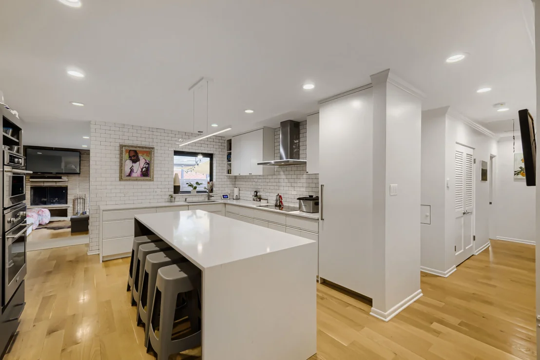 Photo of 815 Franklin Avenue