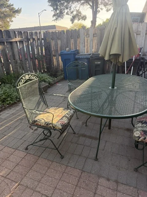 Photo of 1333 Court Leona
