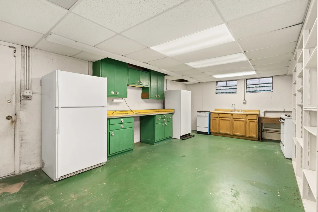 Photo of 30 Strauss Lane