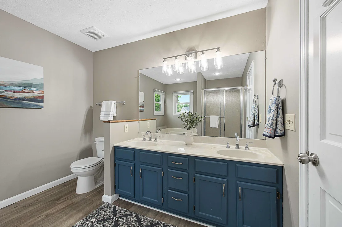 Photo of 1202 Kenneth Drive