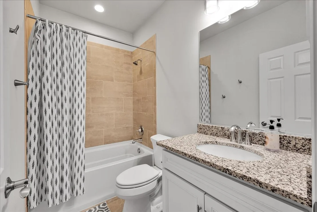 Photo of 635 Maplewood Circle