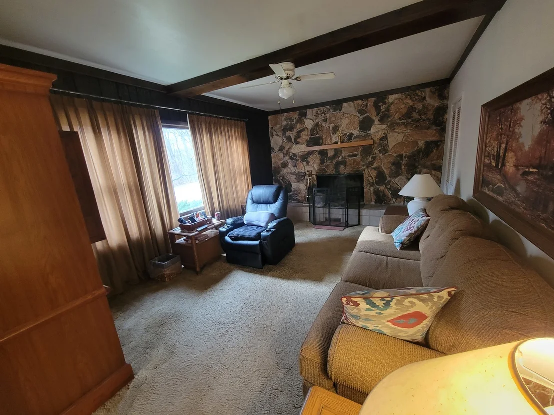 Photo of 408 E 4th Street