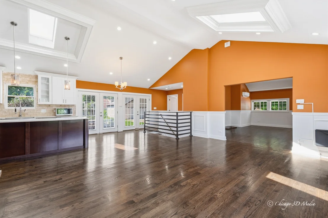Photo of 95 E Thacker Street