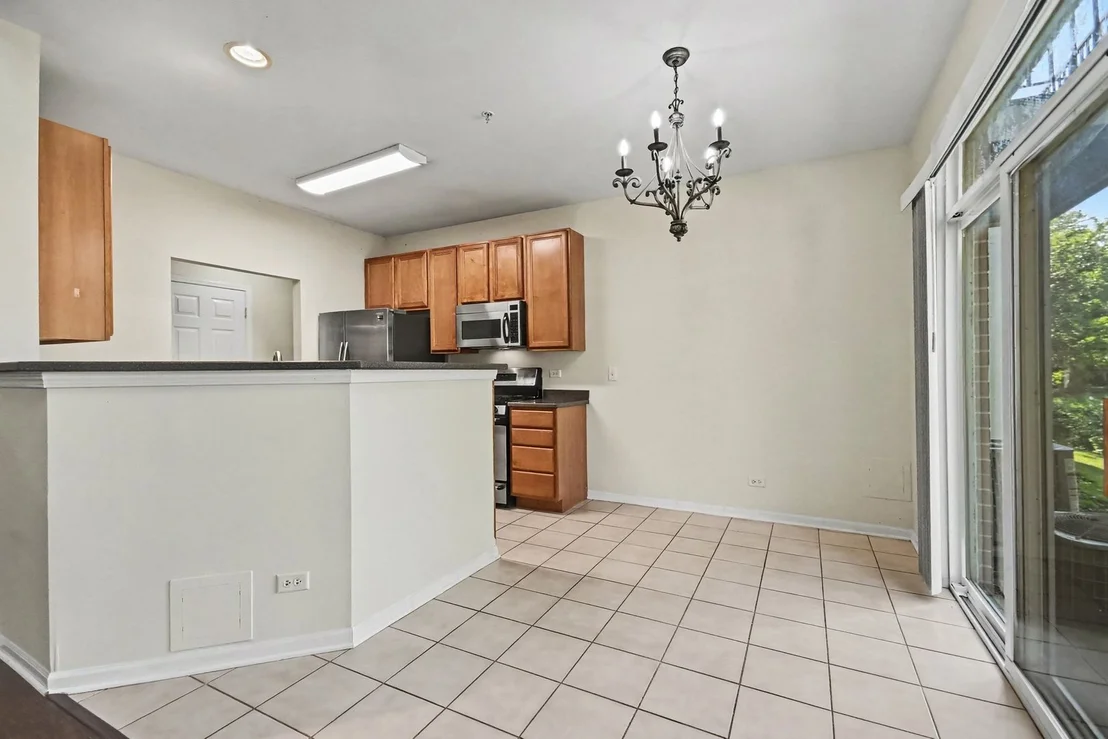 Photo of 994 Kensington Drive