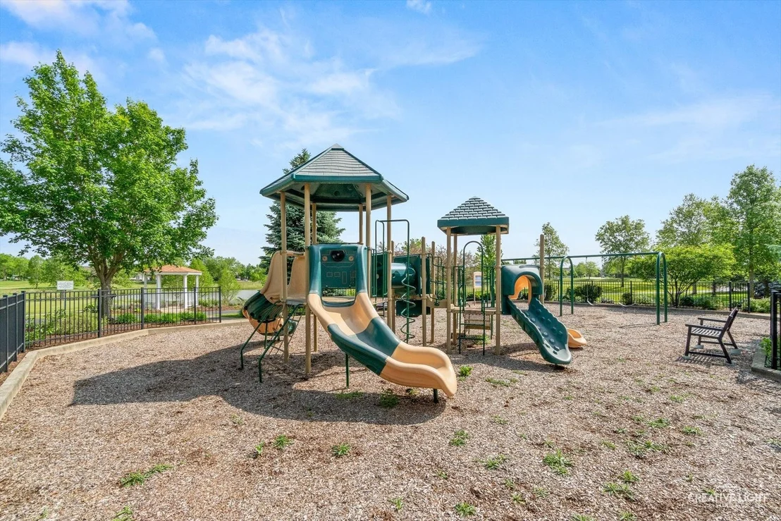 Photo of 2832 Chevy Chase Lane