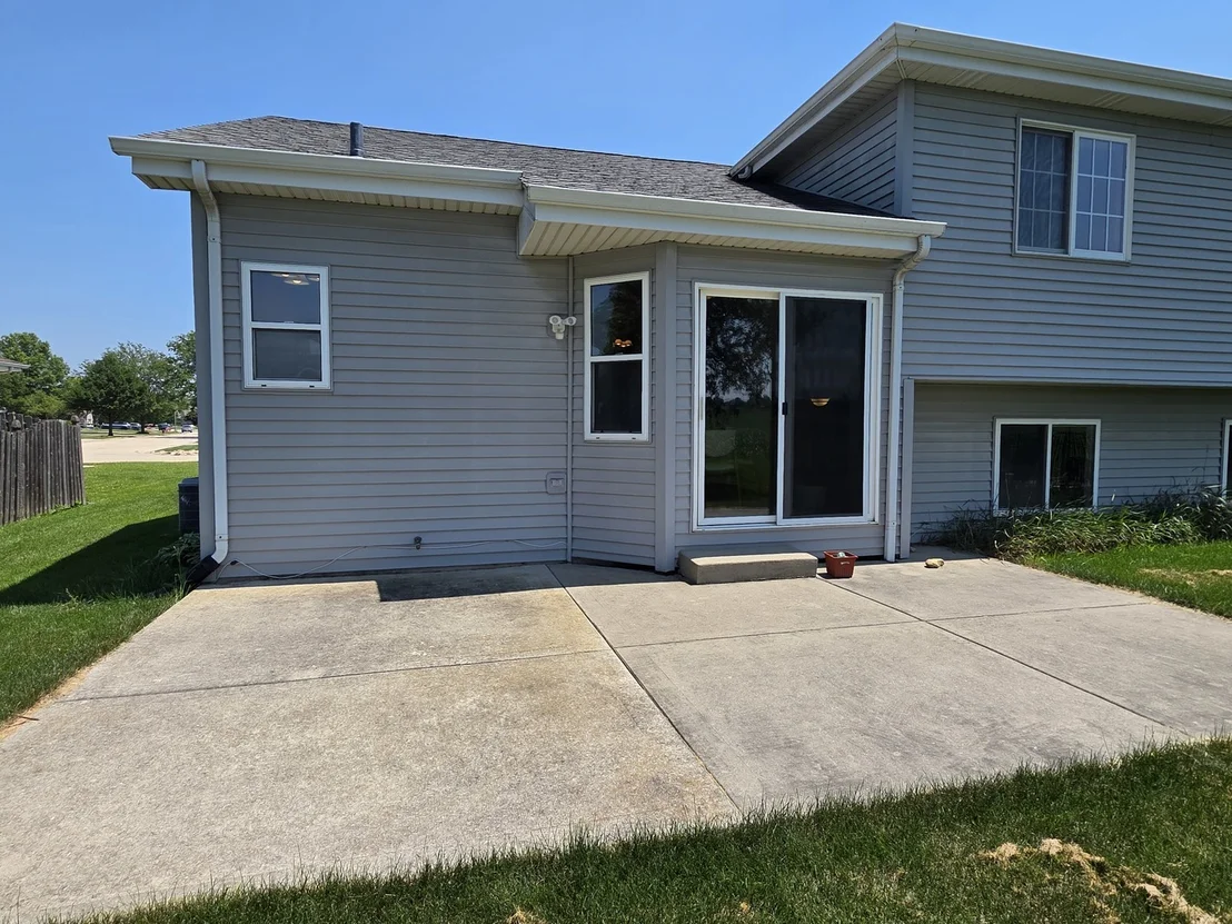 Photo of 473 Kingston Drive