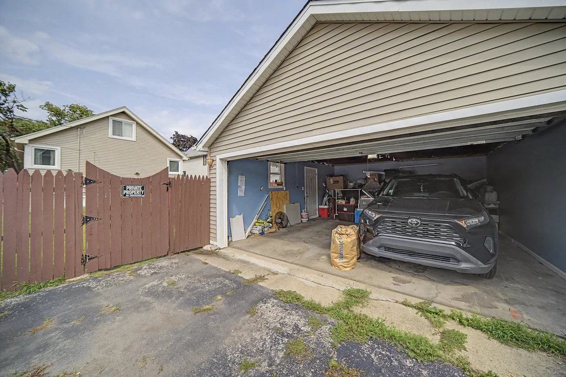 Photo of 8043 Salisbury Avenue