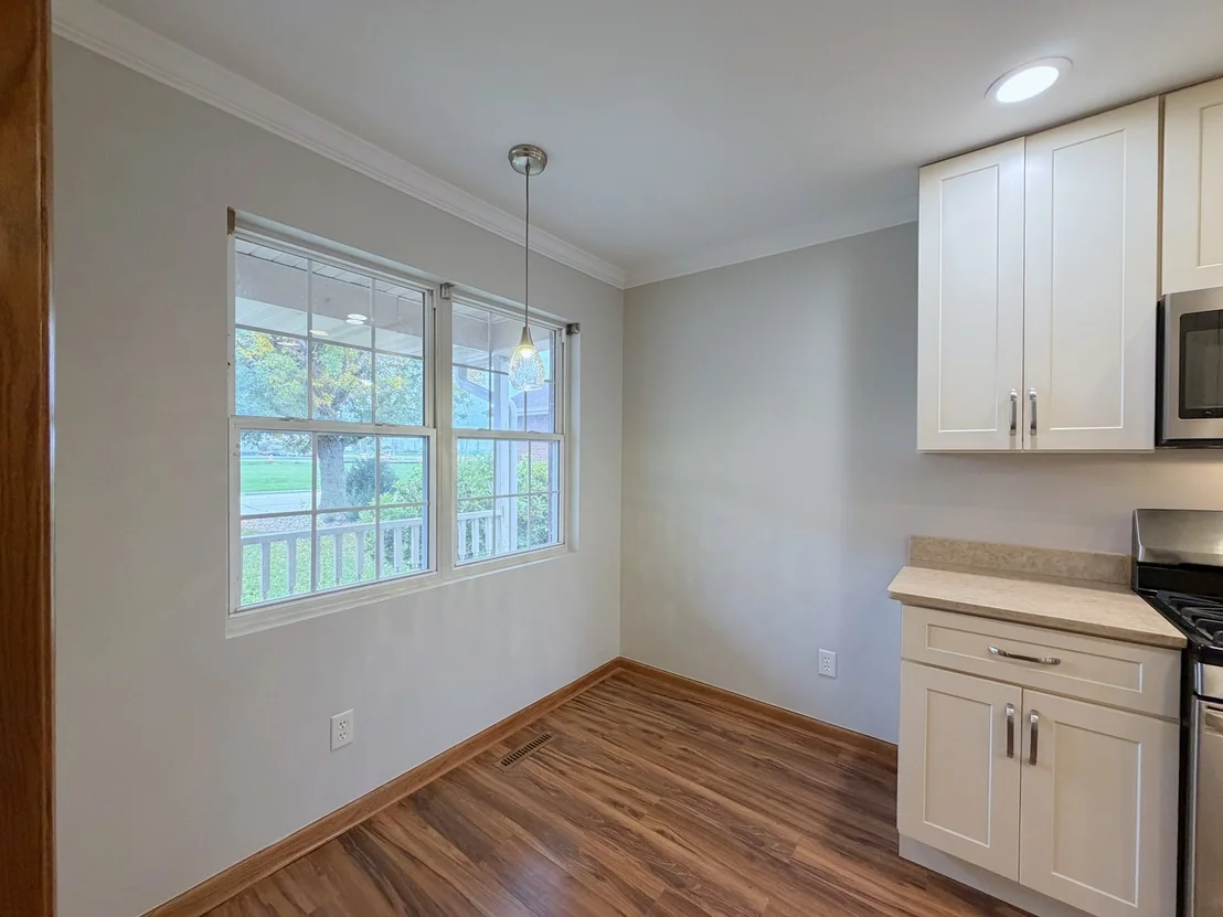 Photo of 1069 Lincoln Drive