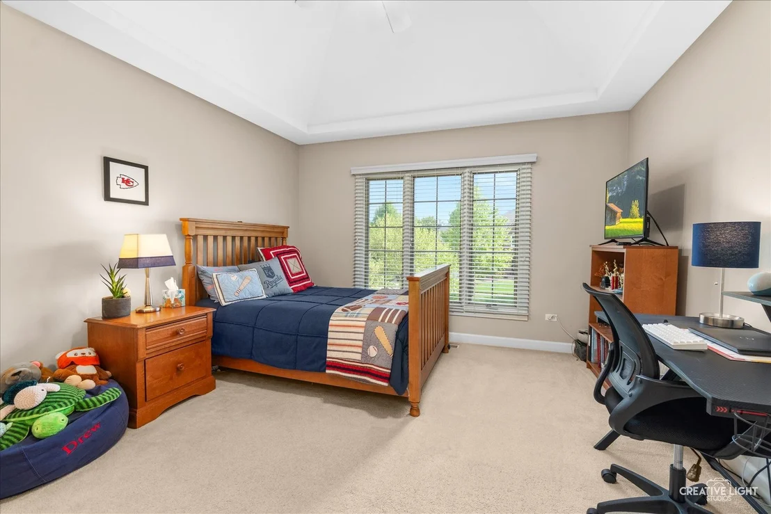 Photo of 1728 Robert Lane