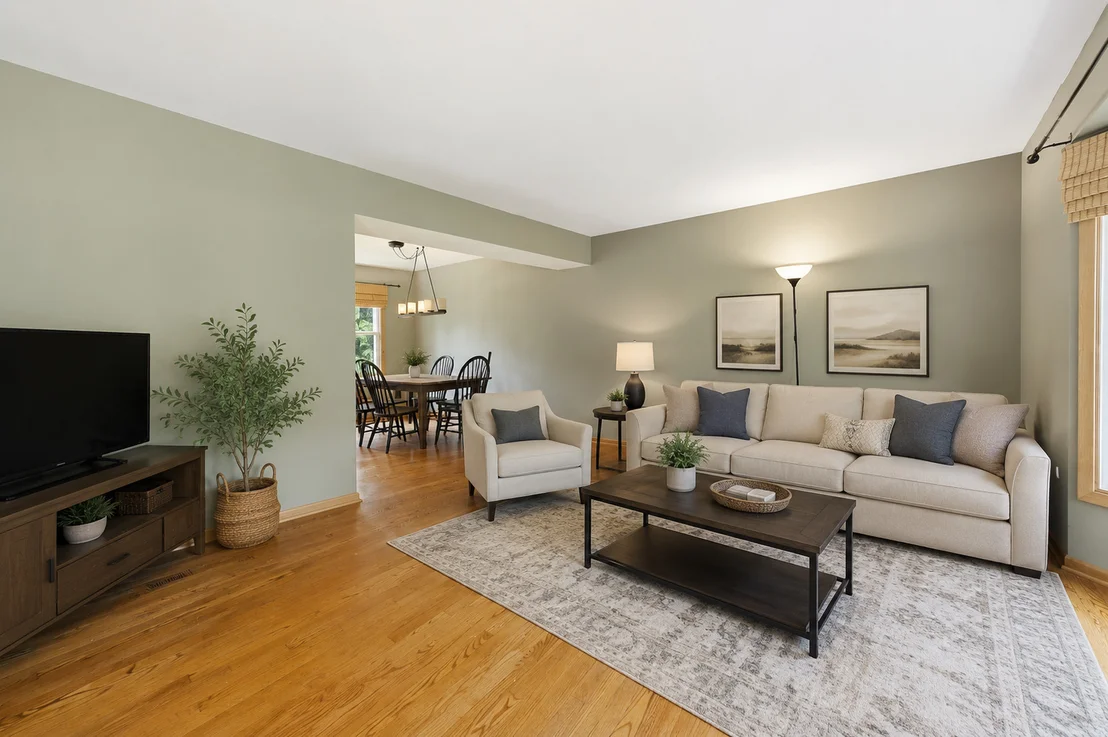 Photo of 684 Regent Drive