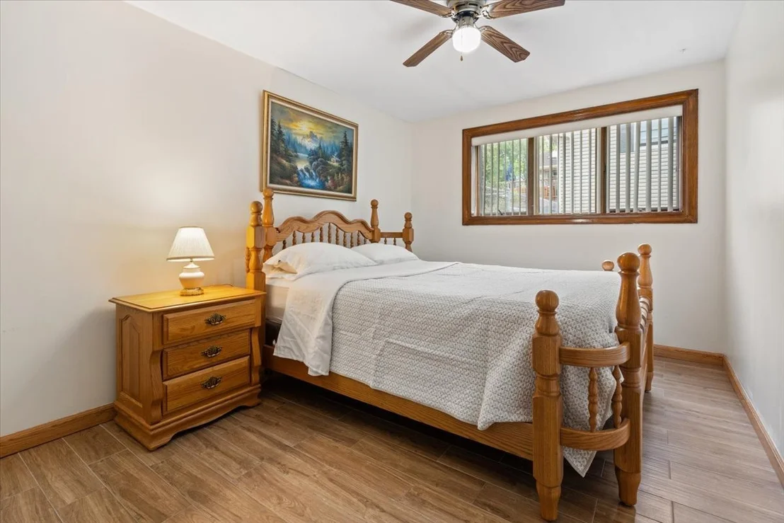 Photo of 937 Cornell Lane