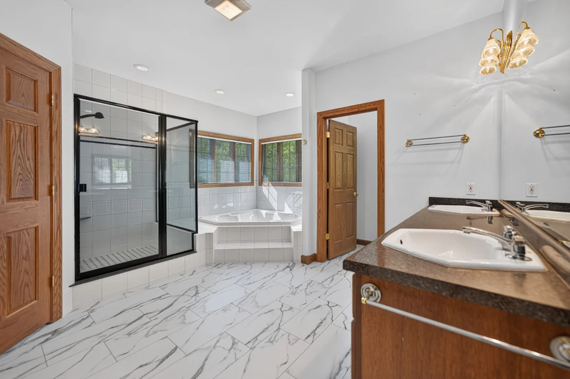 Photo of 1646 Valley View Road