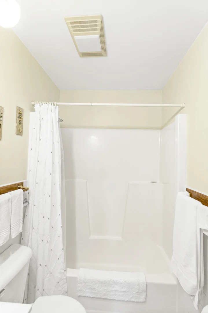 Photo of 842 Pin Oak Circle