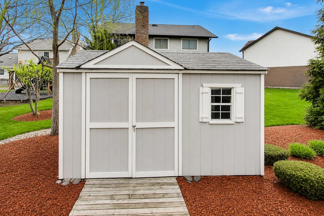 Photo of 1265 N Scarlet Drive