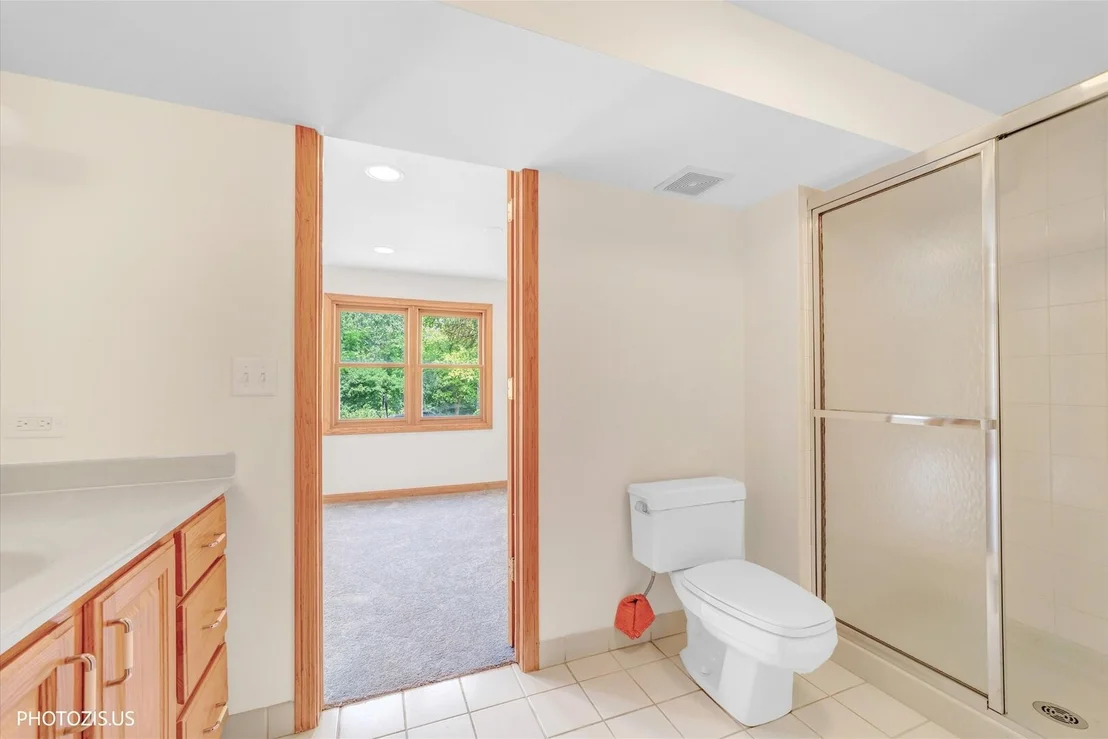 Photo of 970 Ponderosa Lane