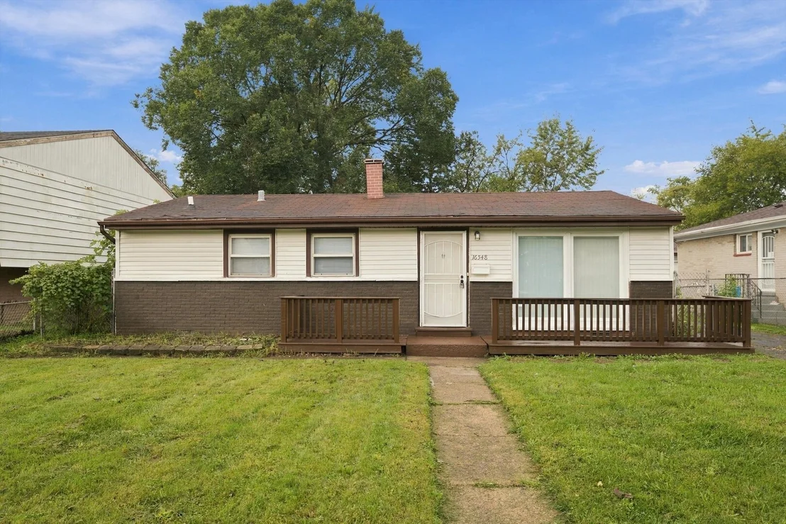 Photo of 16548 Paulina Street