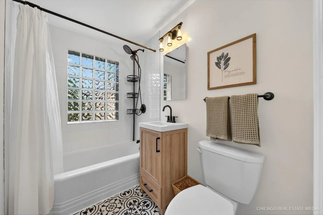 Photo of 844 Bode Road