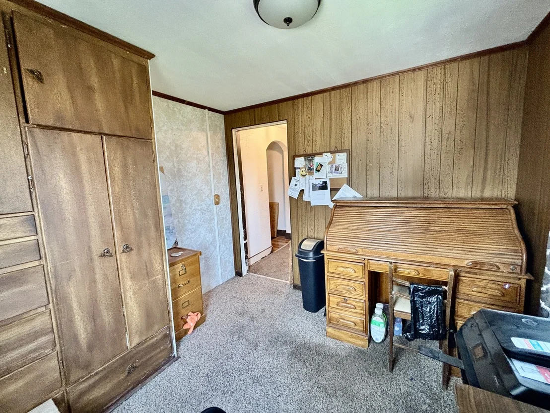 Photo of 1240 S Appleton Road