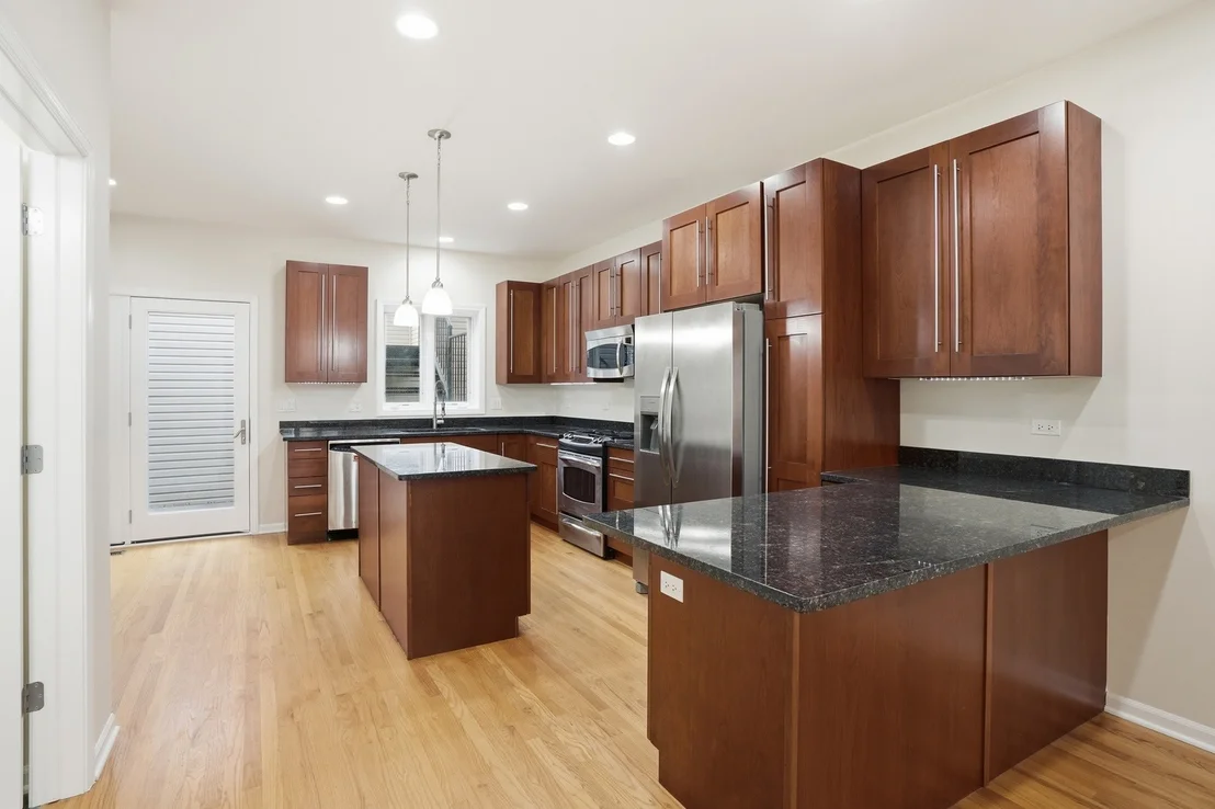 Photo of 345 W 29th Place