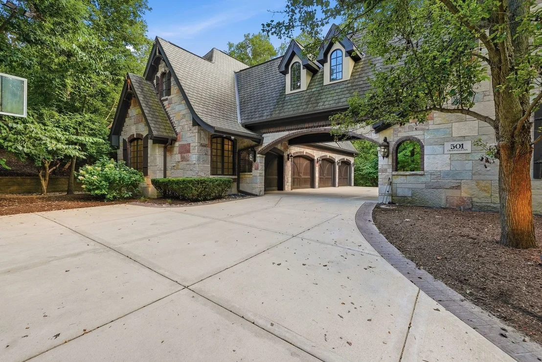 Photo of 501 Chatfield Road