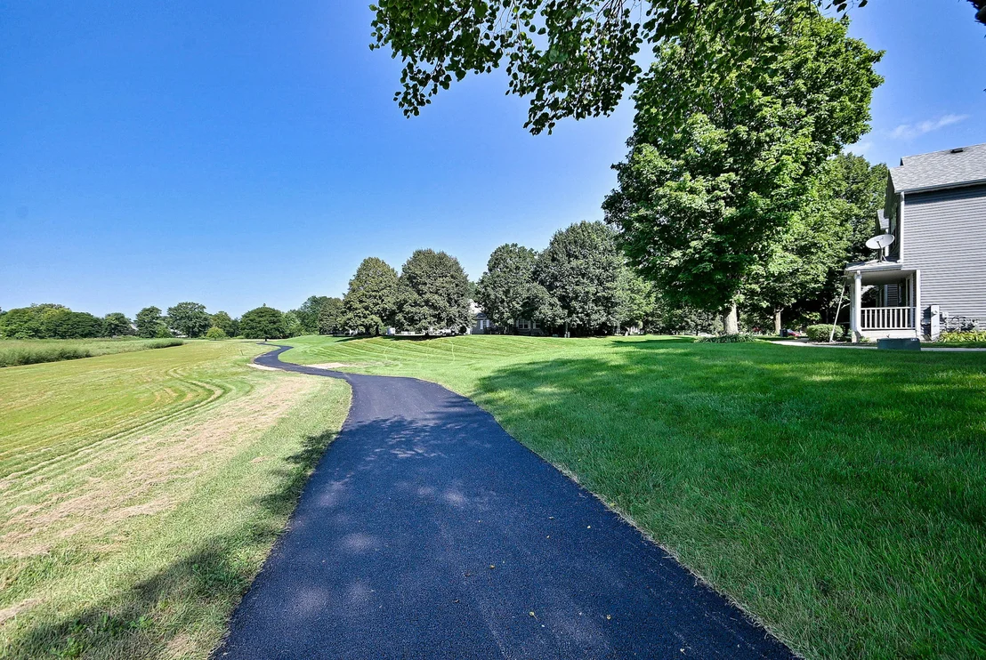 Photo of 4142 RIVERTOWNE Drive