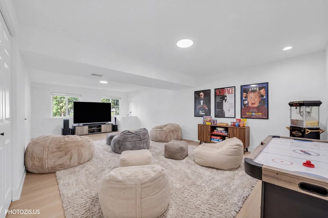Photo of 235 Aberdeen Drive
