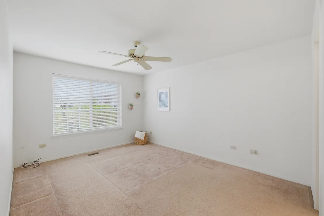 Photo of Unit 1 at 442 Cromwell Circle