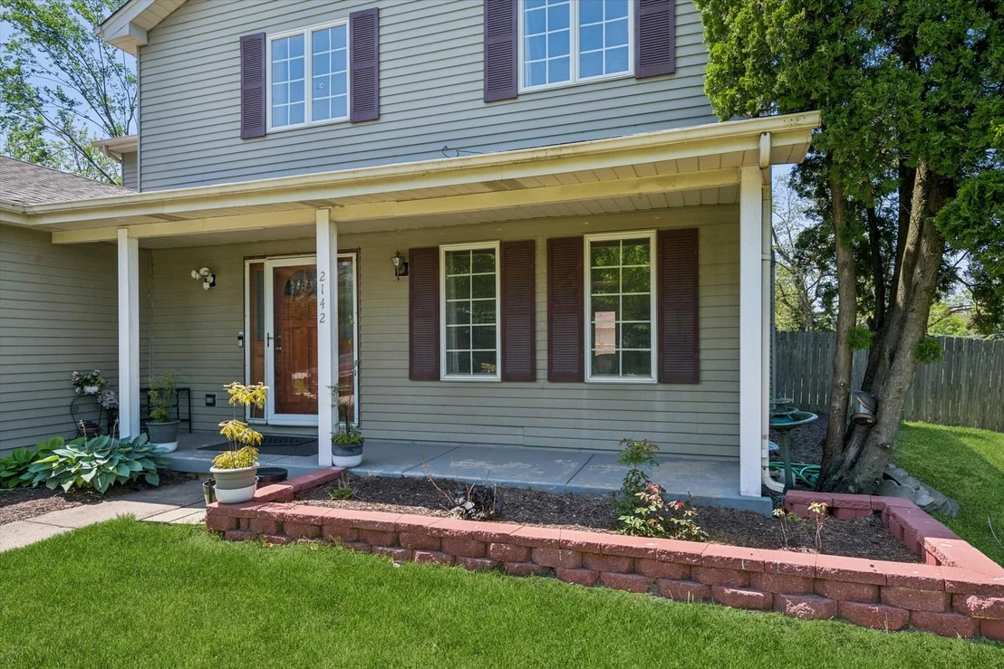 Photo of 2142 N Summit Street