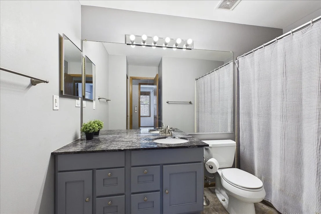 Photo of 2655 Lindrick Lane