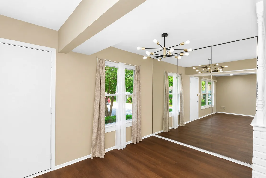 Photo of 1796 Queensbury Circle