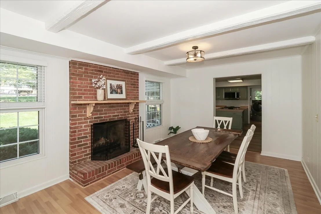 Photo of 316 Ambleside Drive