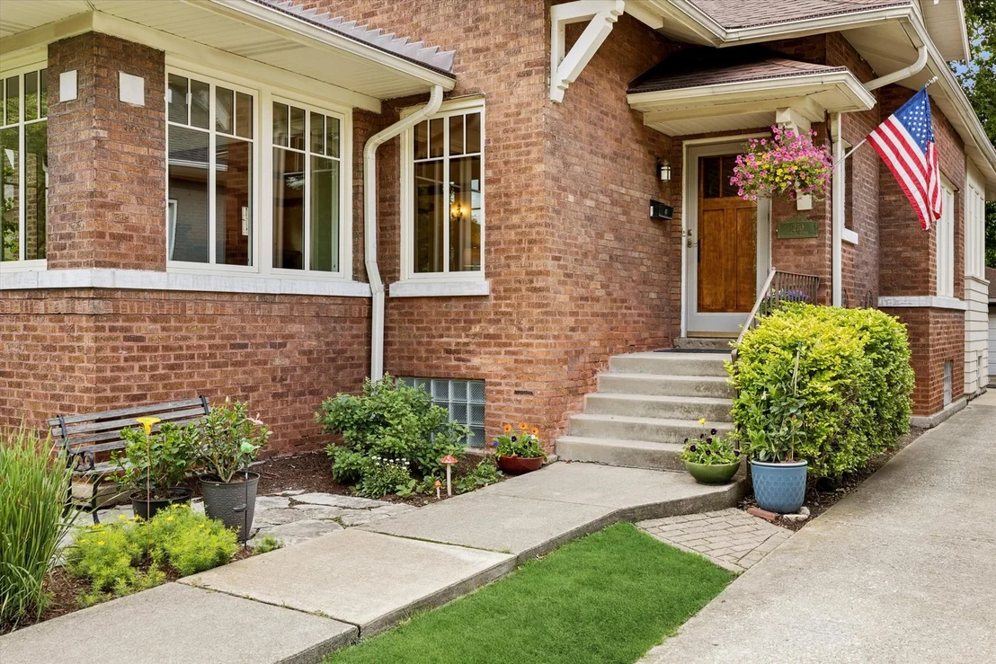 Photo of 210 Gage Road
