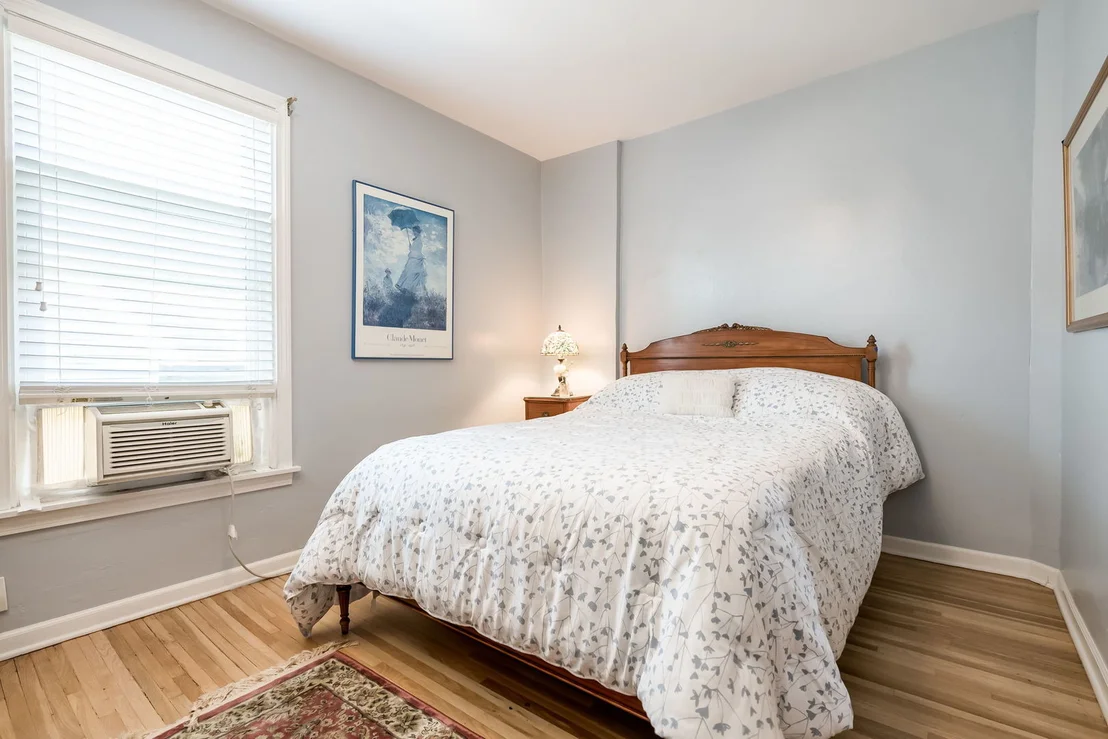 Photo of 245 Elgin Avenue