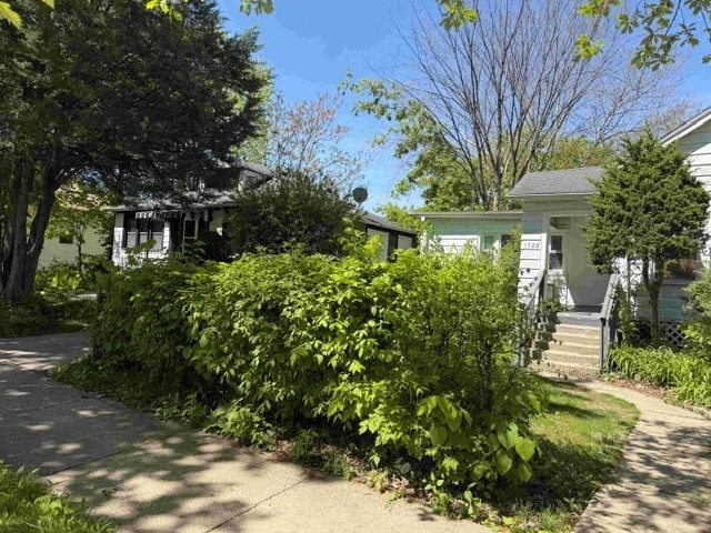 Photo of 1728 Brown Avenue