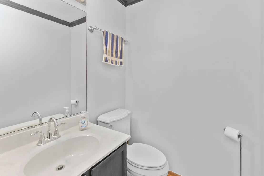 Photo of Unit 0 at 2212 Rossiter Parkway