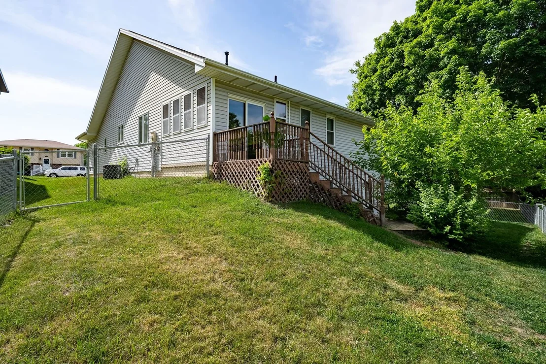 Photo of 2014 Woodhavens Drive
