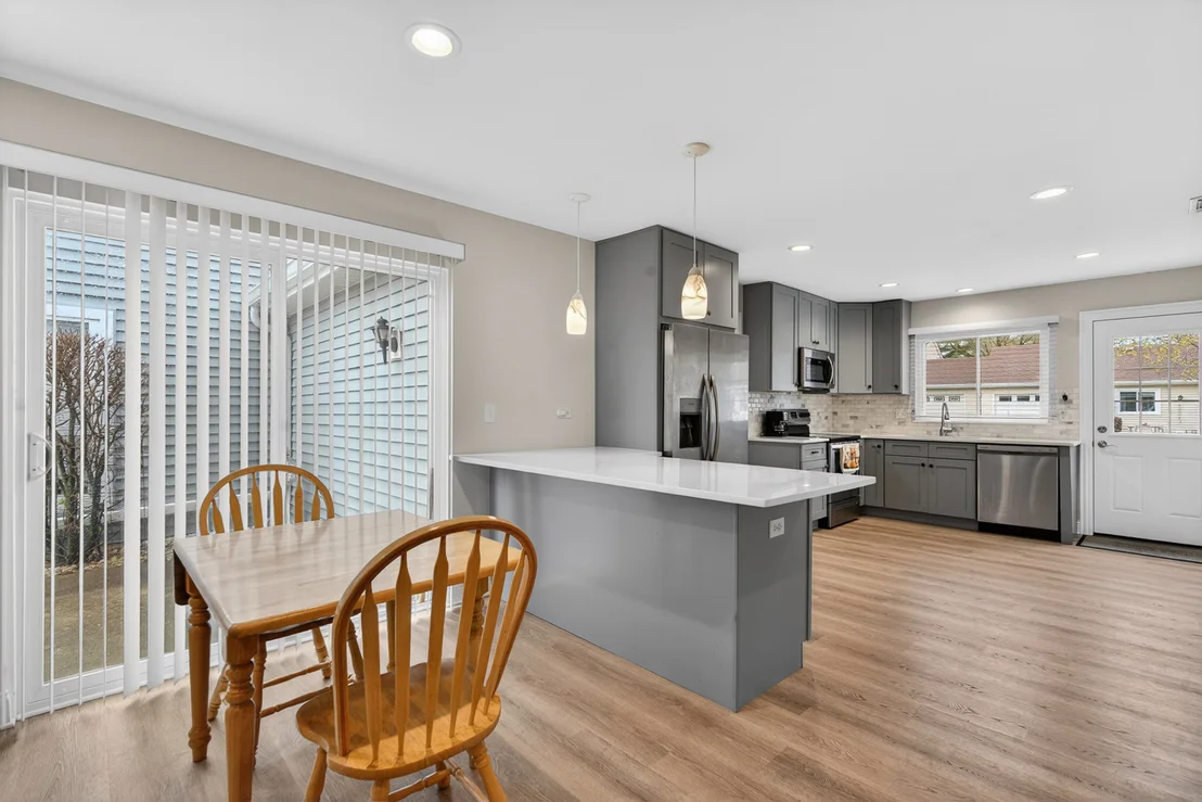Photo of 7225 Oxford Circle