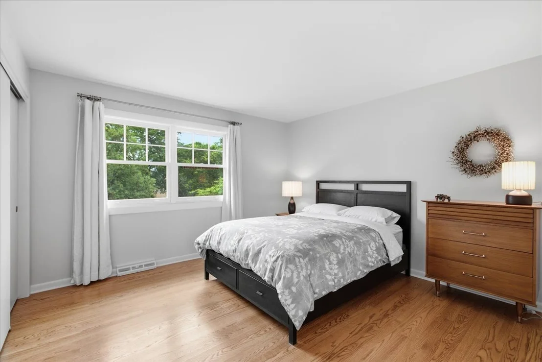 Photo of 1006 Meadowlark Lane