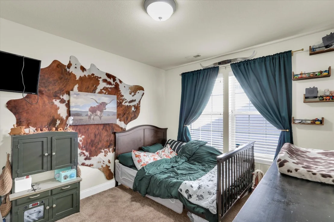 Photo of 407 Bardeen Lane