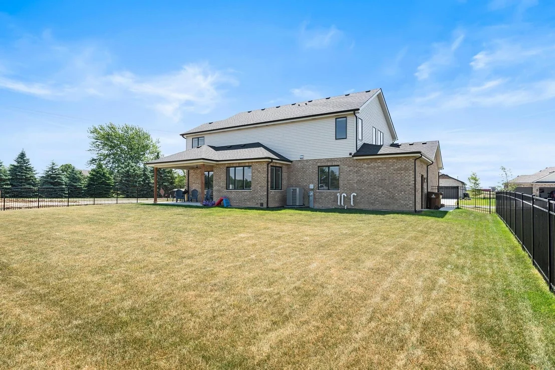 Photo of 1091 Kinley Drive
