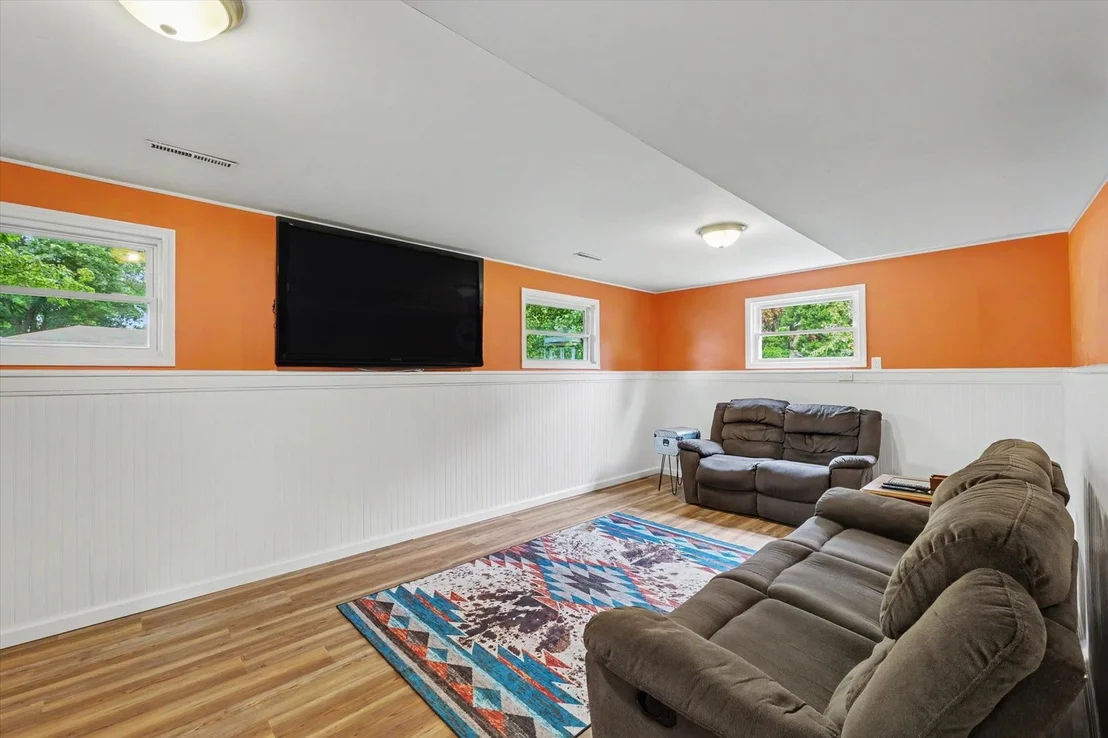 Photo of 210 Brookview Drive