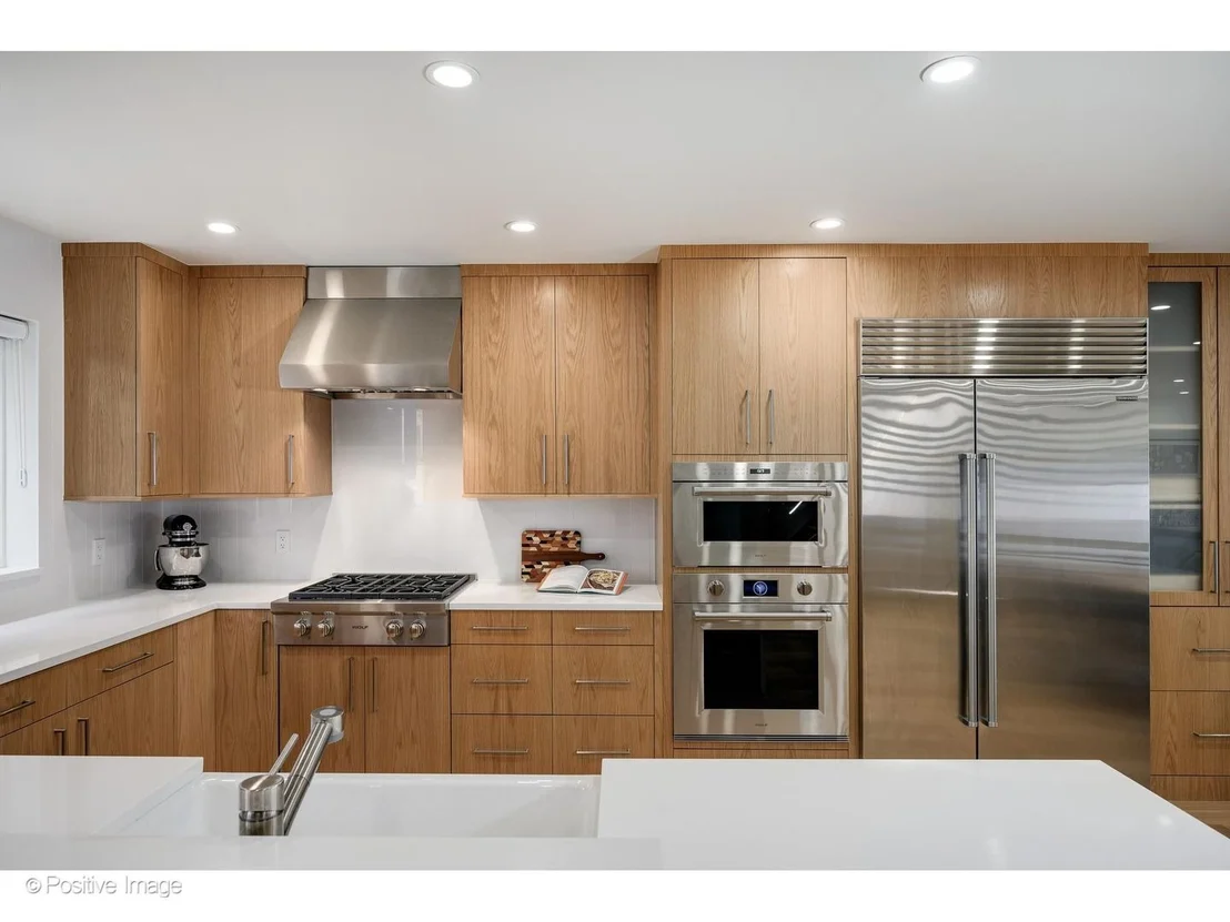 Photo of 1307 N Sutton Place