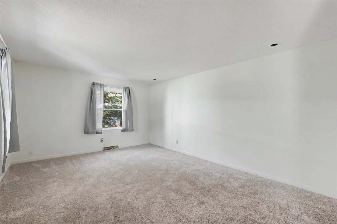 Photo of 10 Stanford Place