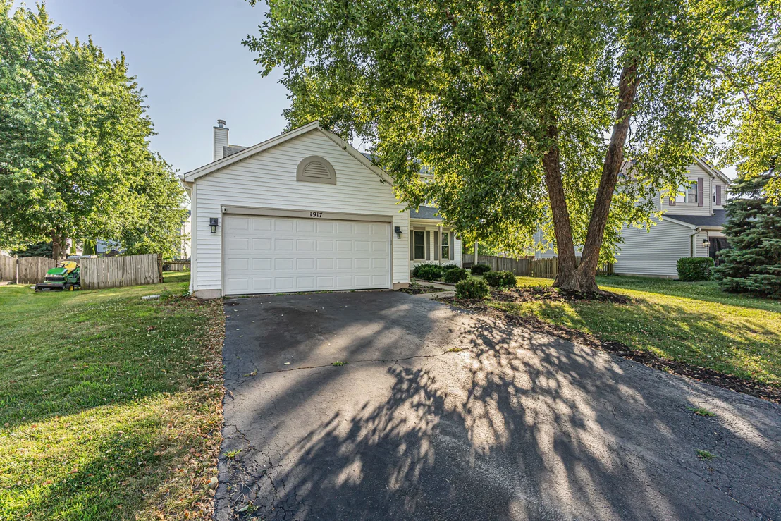 Photo of 1917 Chestnut Grove Drive