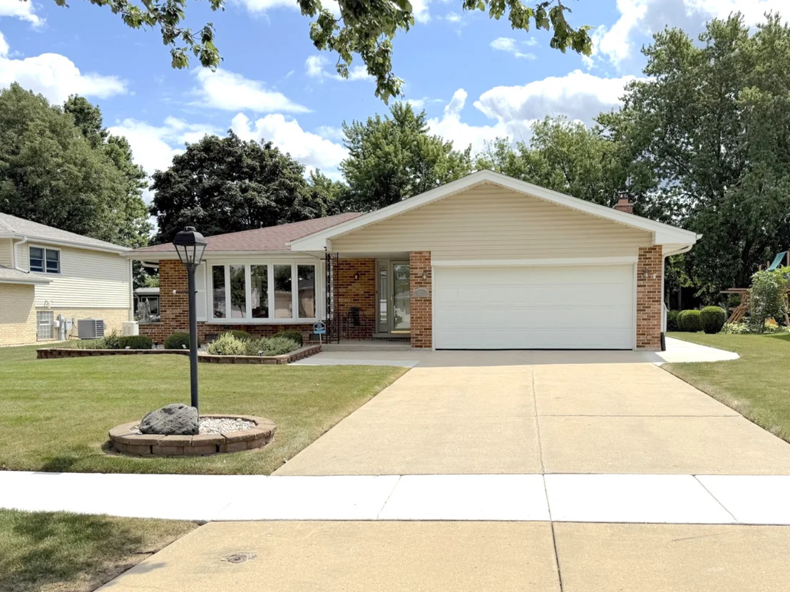 Photo of 7129 Exner Road